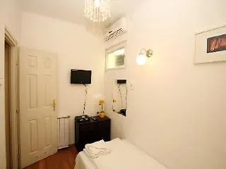 Club & Hotel Budapest