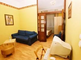 Club & Hotel *