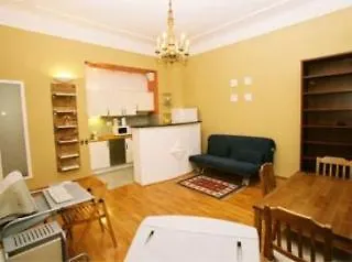 Club & Hotel Budapest